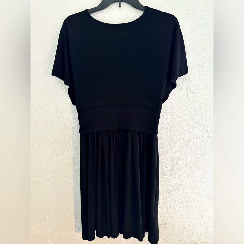 Bcbgeneration Size M Flutter Sleeve, Pleated Wais… - image 6